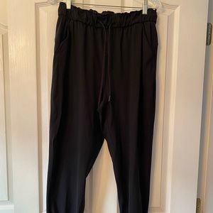 Lululemon Stretch High-Rise Jogger